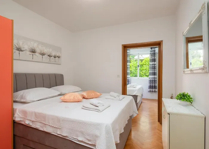 Magic Daire Makarska